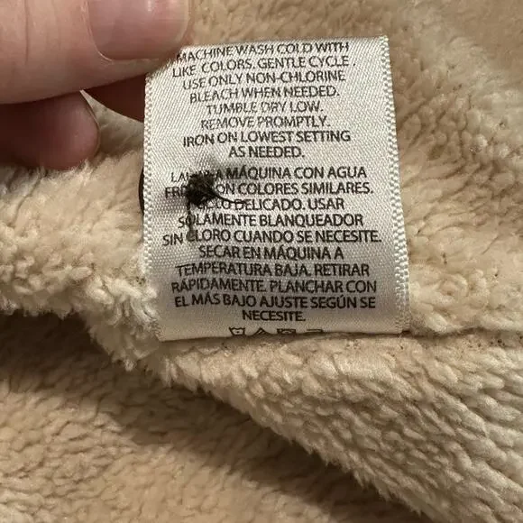 Levi's Khaki Cotton Ripstop Fabric XXL Fleece Lined Shacket - Picture 5 of 9